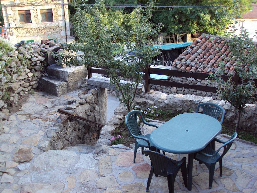 Artesano I y III Guest House Navarredonda de Gredos Eksteriør bilde