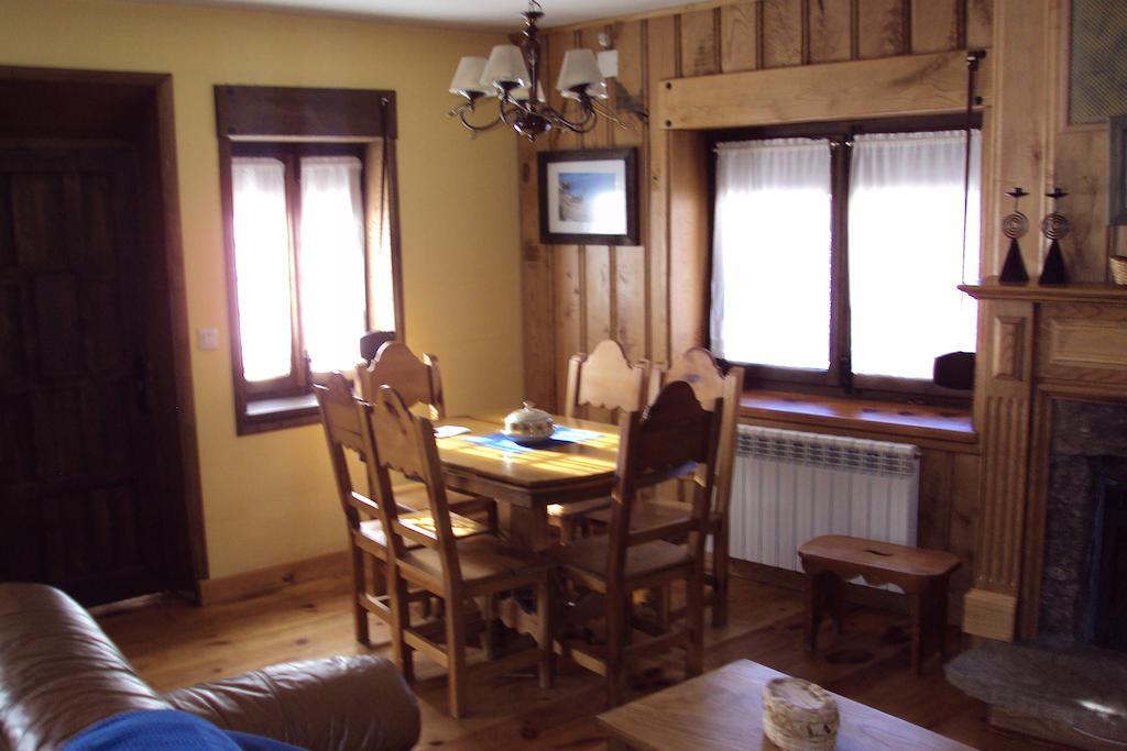Artesano I y III Guest House Navarredonda de Gredos Rom bilde