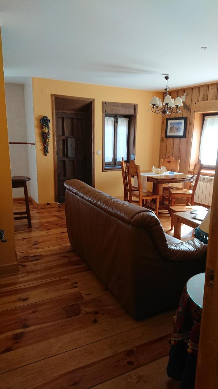 Artesano I y III Guest House Navarredonda de Gredos Eksteriør bilde